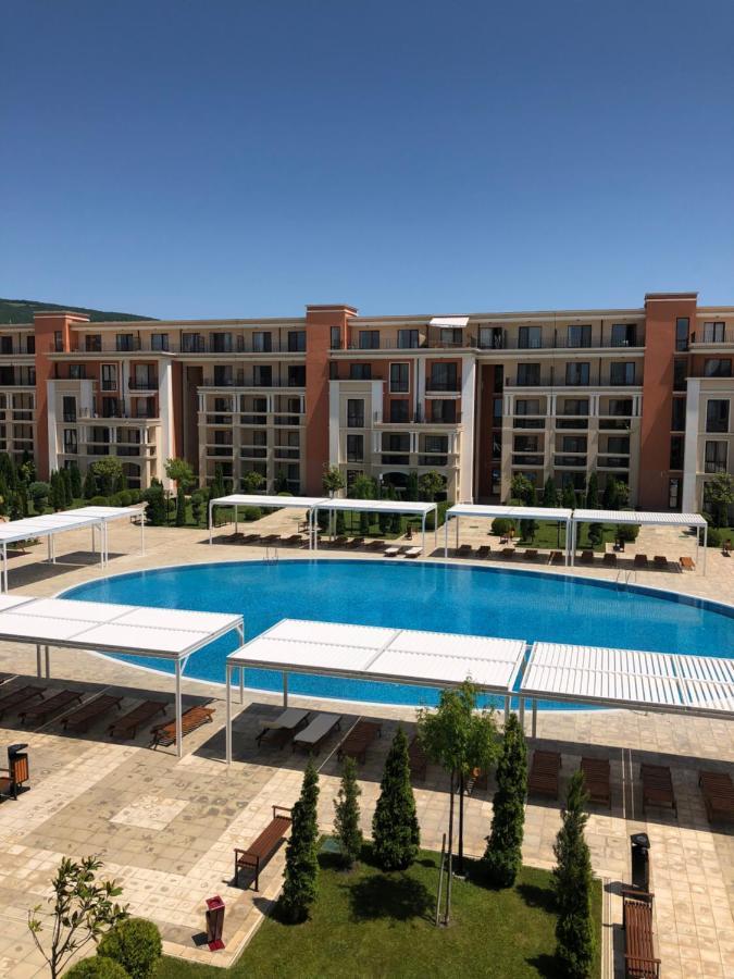 Private Apartment 156 In Prestige Fort Beach Sveti Vlas Eksteriør bilde